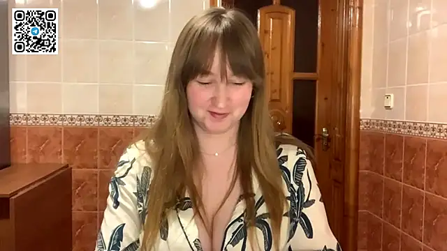 MaroonMoon  online show from 10.30.25