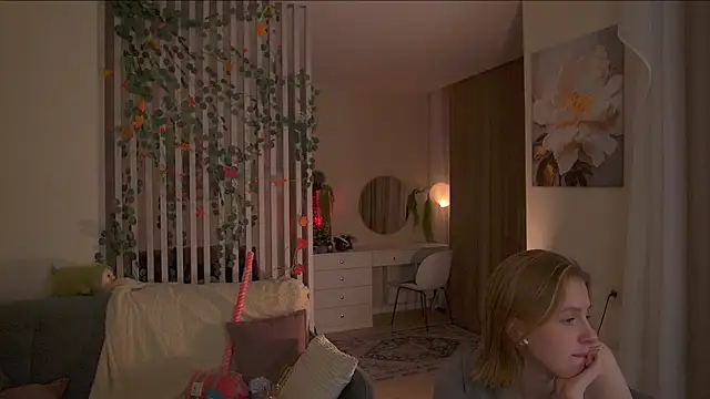 sofiapurex online show from 12.17.25