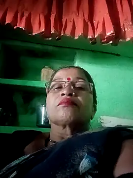 Snapshot of Manavi_x chatting on 09.28.25 Manavi x online show from 09.28.25