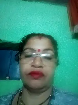Snapshot of Manavi_x chatting on 10.02.25 Manavi x online show from 10.02.25