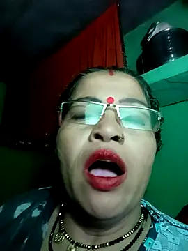 Snapshot of Manavi_x chatting on 10.06.25 Manavi x online show from 10.06.25