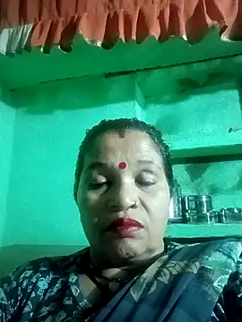 Snapshot of Manavi_x chatting on 10.22.25 Manavi x online show from 10.22.25