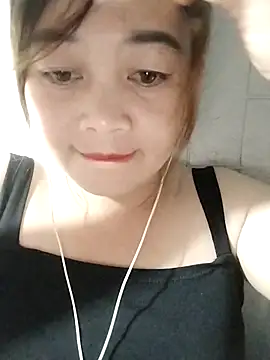 Lyly nuce online show from 09.28.25