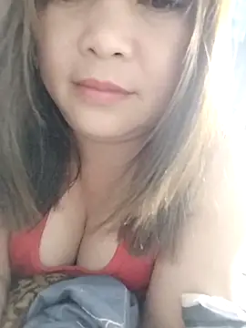 Lyly nuce online show from 10.18.25