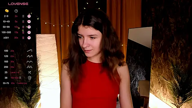 Snapshot of amy_cute_cat chatting on 11.05.25 amy cute cat online show from 11.05.25