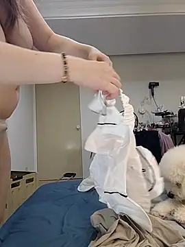 Snapshot of Lovelyanan chatting on 10.03.25 Lovelyanan online show from 10.03.25