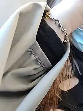 Snapshot of Lovelyanan chatting on 10.22.25 Lovelyanan online show from 10.22.25