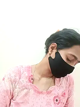 Snapshot of Softecho-03 chatting on 10.17.25 Softecho-03 online show from 10.17.25