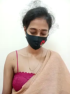 Snapshot of Softecho-03 chatting on 10.21.25 Softecho-03 online show from 10.21.25