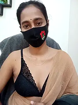 Snapshot of Softecho-03 chatting on 11.08.25 Softecho-03 online show from 11.08.25