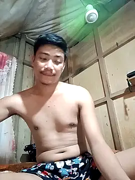 Snapshot of Hottie_pinoy21 chatting on 09.18.25 Hottie pinoy21 online show from 09.18.25