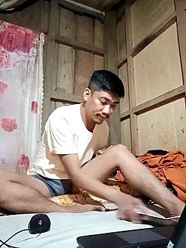 Snapshot of Hottie_pinoy21 chatting on 09.29.25 Hottie pinoy21 online show from 09.29.25