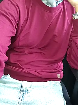 Snapshot of chocolate_alone chatting on 09.28.25 chocolate alone online show from 09.28.25