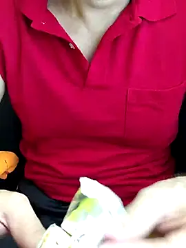 Snapshot of chocolate_alone chatting on 10.06.25 chocolate alone online show from 10.06.25