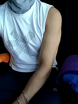 Snapshot of chocolate_alone chatting on 10.15.25 chocolate alone online show from 10.15.25