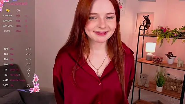 AnnieKim  online show from 10.25.25