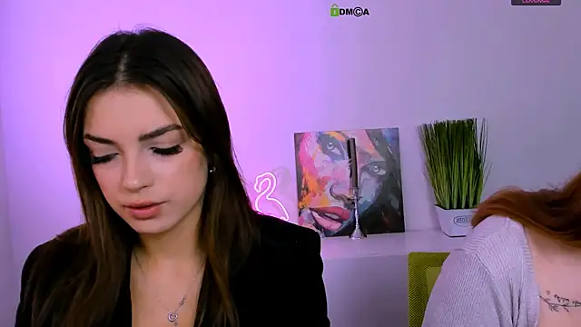 mila glow1 online show from 09.13.25