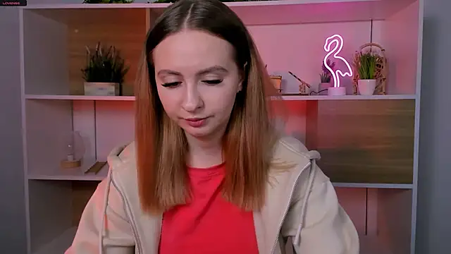 mila glow1 online show from 10.21.25