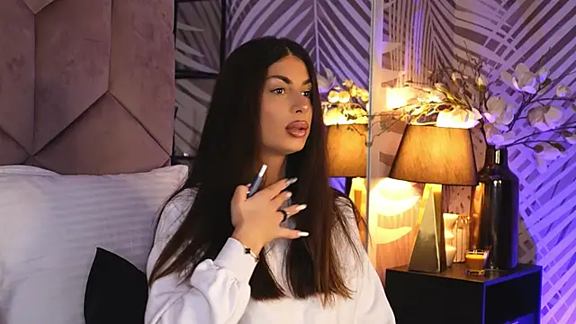 EvaRhea online show from 11.19.25