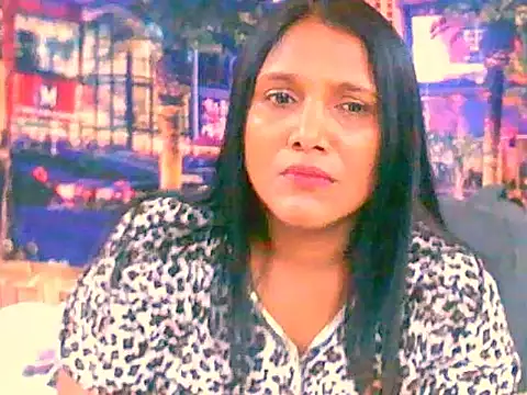 Snapshot of IndianSexyLady4u chatting on 09.25.25 IndianSexyLady4u online show from 09.25.25