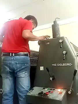 Snapshot of Srsexy18cm chatting on 11.12.25 Srsexy18cm online show from 11.12.25