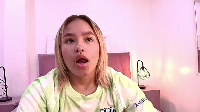 CamiilaGlow online show from 09.19.25