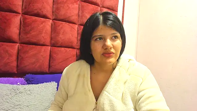 AANGELADIAZZ online show from 10.15.25