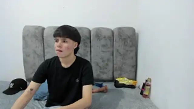 Snapshot of Bruno_Cruzz chatting on 03.28.26 Bruno Cruzz online show from 03.28.26