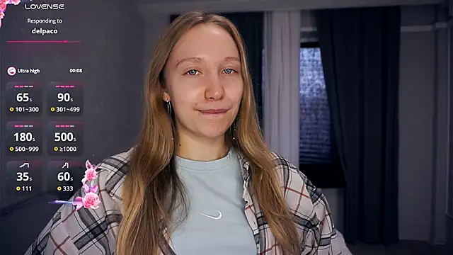 Snapshot of EarnestineGyllenband chatting on 11.05.25 EarnestineGyllenband online show from 11.05.25