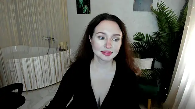 GlassOfLove online show from 09.19.25