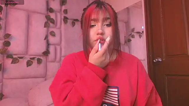 Snapshot of sophiievv chatting on 09.12.25 sophiievv online show from 09.12.25