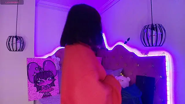 Snapshot of sophiievv chatting on 10.19.25 sophiievv online show from 10.19.25