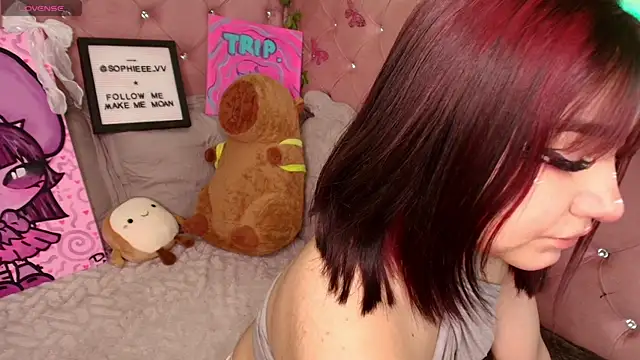 Snapshot of sophiievv chatting on 10.24.25 sophiievv online show from 10.24.25