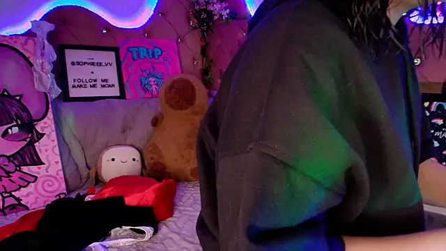 sophiievv online show from 11.21.25