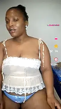 Snapshot of ThickBoityAlison_ chatting on 07.02.26 ThickBoityAlison online show from 07.02.26