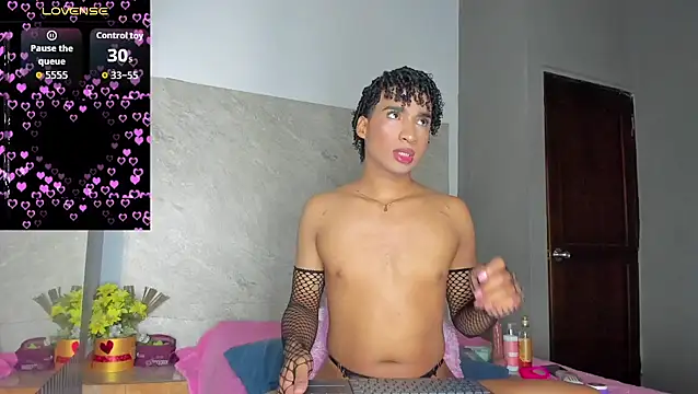 Snapshot of Stannlyy chatting on 09.19.25 Stannlyy online show from 09.19.25