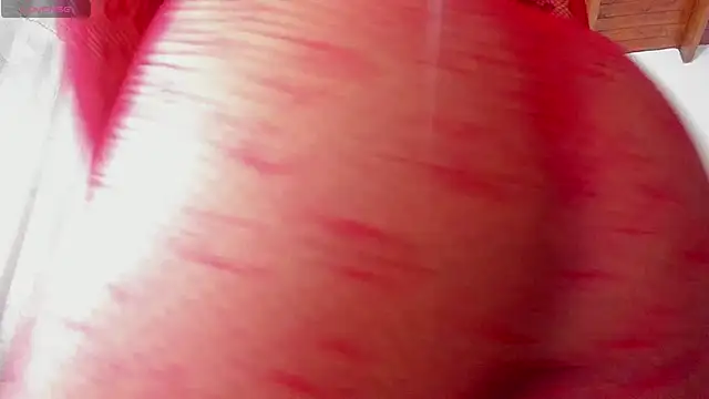 Snapshot of Stannlyy chatting on 10.12.25 Stannlyy online show from 10.12.25