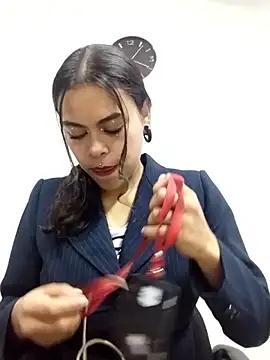 KAREN-25  online show from 09.12.25