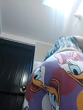 Snapshot of LunaJacobs chatting on 10.07.25 LunaJacobs online show from 10.07.25