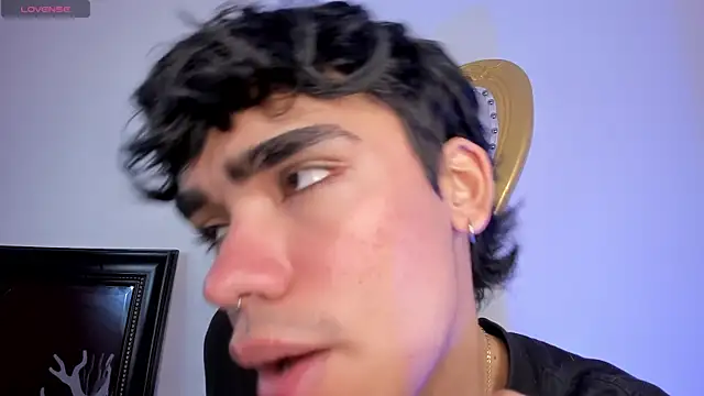 Snapshot of JoeCollins_ chatting on 10.25.25 JoeCollins online show from 10.25.25