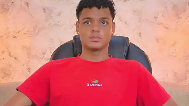 Valentino Thompson online show from 10.15.25