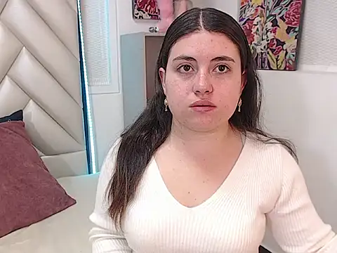 Snapshot of Vicluxxx chatting on 10.30.25 Vicluxxx online show from 10.30.25