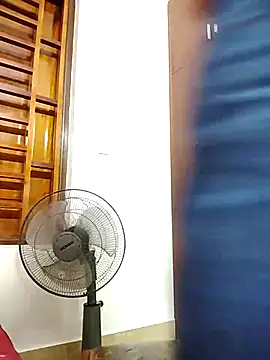 Snapshot of MaryyLy chatting on 10.30.25 MaryyLy online show from 10.30.25