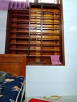 Snapshot of MaryyLy chatting on 11.08.25 MaryyLy online show from 11.08.25