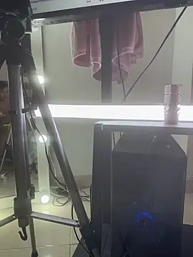 Sara trans hot online show from 02.14.26