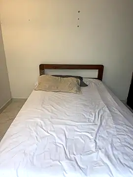 Snapshot of Soe_Love chatting on 10.04.25 Soe Love online show from 10.04.25