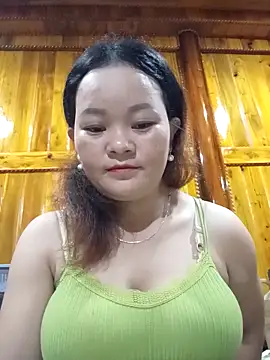 Snapshot of ctm-cute chatting on 10.04.25 ctm-cute online show from 10.04.25