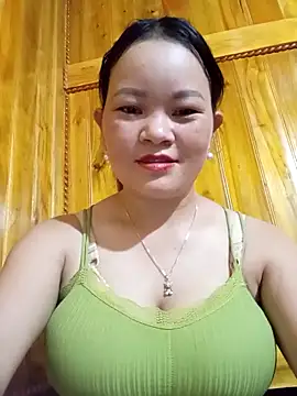 Snapshot of ctm-cute chatting on 10.16.25 ctm-cute online show from 10.16.25