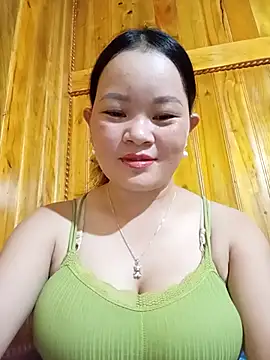 Snapshot of ctm-cute chatting on 10.18.25 ctm-cute online show from 10.18.25