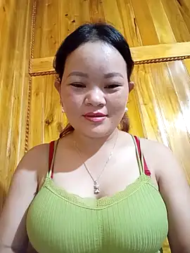 Snapshot of ctm-cute chatting on 10.19.25 ctm-cute online show from 10.19.25